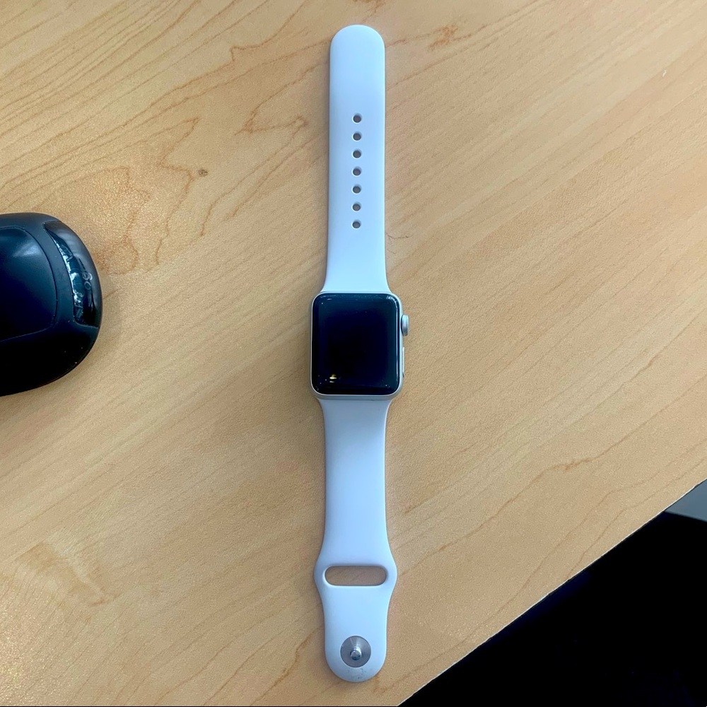 Silver 38 mm series 3 apple watch